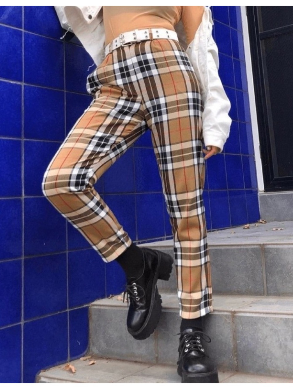 Love Too True Plaid Pants size 4